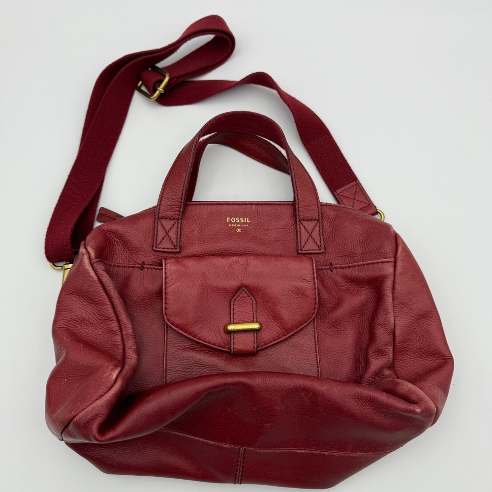 Fossil Crossbody Bag Red Leather Boho Classic‎ Small Duffle Satchel Adjustable - Picture 2 of 16
